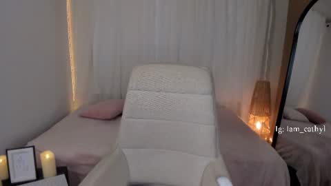 Snapshot of caty_loves chatting on 10, 6, 2026 Caty online show from 10, 6, 2026