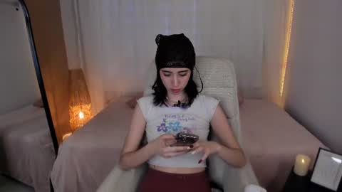 Snapshot of caty_loves chatting on 11, 6, 2026 Caty online show from 11, 6, 2026