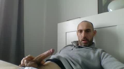 cedric223 online show from 14, 2, 2025