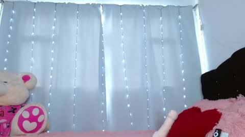 charlothe_wright online show from 31, 5, 2026