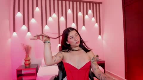 Charlottee online show from 19, 4, 2026