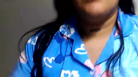 charlottequeen_21 online show from 7, 6, 2026