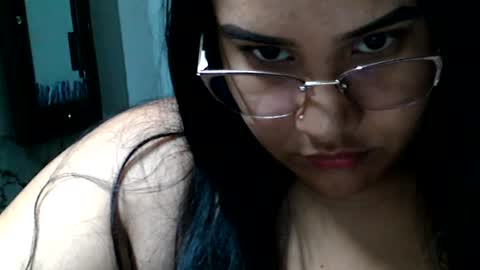 charlottequeen_21 online show from 11, 6, 2026