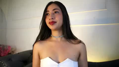 Lauren Rus online show from 10, 6, 2026