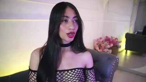 Lauren Rus online show from 24, 6, 2026