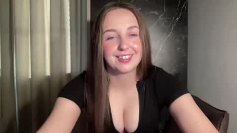 Snapshot of charlottexgold chatting on 14, 5, 2026 CharlotteXGold online show from 14, 5, 2026