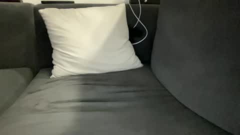 Vicky online show from 4, 6, 2026