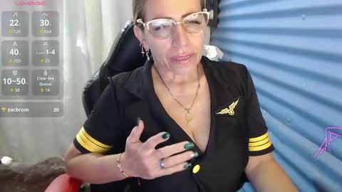 CHAYLA VICTORIA RUIZ  online show from 4, 6, 2026