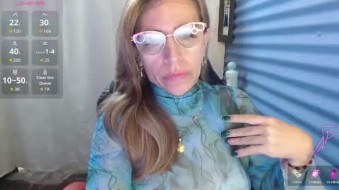 CHAYLA VICTORIA RUIZ  online show from 8, 6, 2026