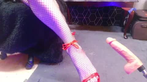 Cherry Heels online show from 7, 6, 2026