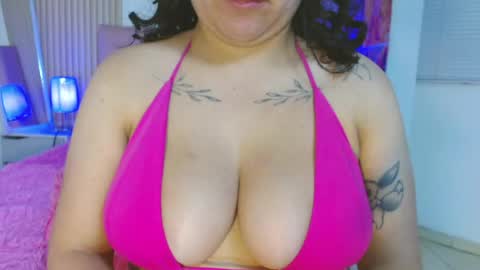 Snapshot of cheryl_hs chatting on 19, 5, 2026 Cheryl online show from 19, 5, 2026