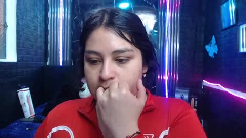 chloe_smith5 online show from 16, 6, 2026