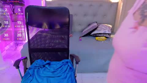 Chloe rosse online show from 11, 6, 2026