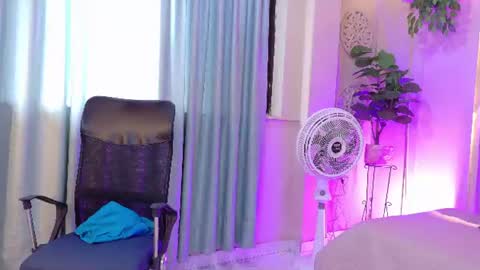 Chloe rosse online show from 14, 6, 2026