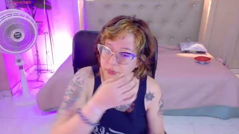 Chloe rosse online show from 15, 6, 2026