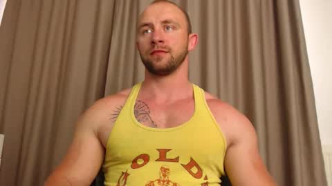 Snapshot of chrisbigbiceps chatting on 26, 5, 2026 chrisbigbiceps online show from 26, 5, 2026