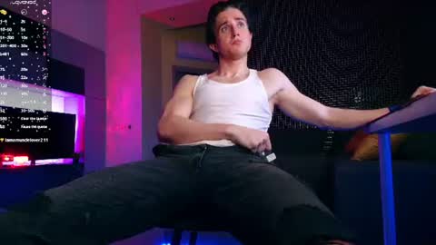UPVOTE ME ------  ILL DO SOMETHING FOR FREE online show from 13, 6, 2026