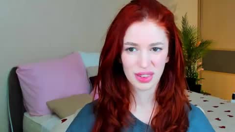 christinaconteeree online show from 20, 6, 2026