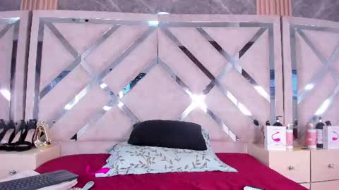 chrystal_davids online show from 20, 7, 2026