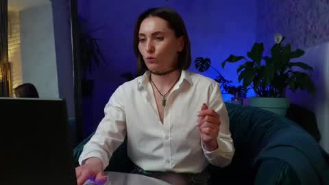 Clara online show from 27, 5, 2026