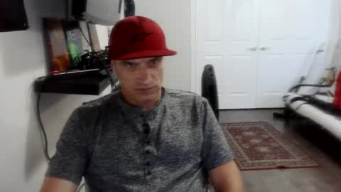 Snapshot of clintwood12 chatting on 21, 6, 2026 chad online show from 21, 6, 2026