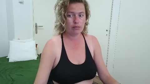 Syl  online show from 21, 6, 2026