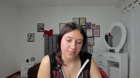 Snapshot of cloe_7 chatting on 15, 6, 2026 cloe_7 online show from 15, 6, 2026