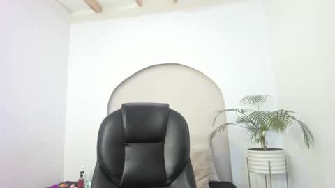 Snapshot of cloe_amazingg chatting on 13, 1, 2026 Cloe online show from 13, 1, 2026