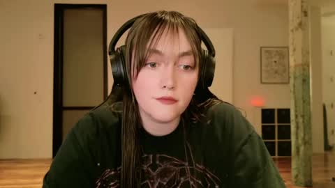 Snapshot of clover_tully chatting on 24, 4, 2026 Clover online show from 24, 4, 2026