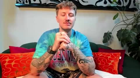 Cody and Emeraldboy online show from 18, 5, 2026