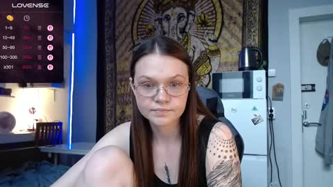 Snapshot of cranberry_hot chatting on 29, 5, 2026 cranberry_hot online show from 29, 5, 2026