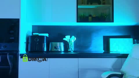 Snapshot of crazzy_cherry chatting on 19, 5, 2026 crazzy cherry online show from 19, 5, 2026