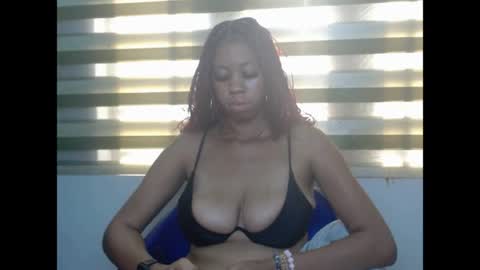 Snapshot of creamyxpussyx chatting on 8, 5, 2026 creamyxpussyx online show from 8, 5, 2026