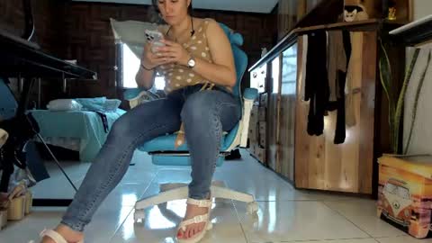 Julieta online show from 5, 7, 2026