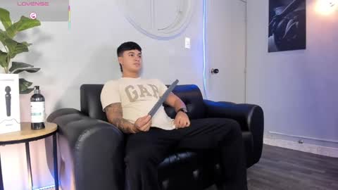 Cristopher online show from 4, 6, 2026