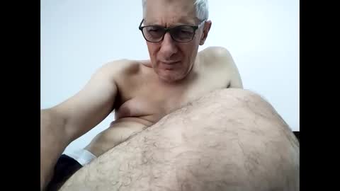 BIG UNCUT HARD COCK online show from 11, 6, 2026