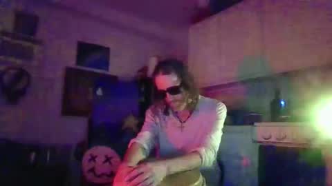 Curtisdow420 online show from 9, 4, 2026