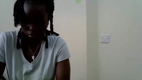 curvynubian online show from 20, 6, 2026