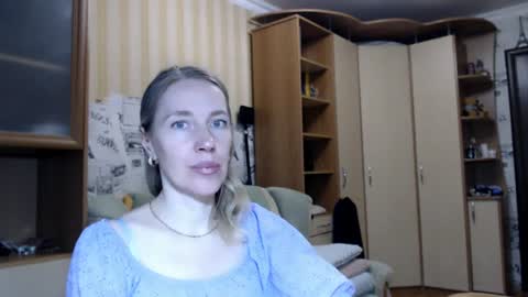 cute_lion_ online show from 13, 6, 2026
