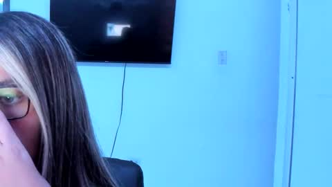 cutesamantha_ online show from 9, 6, 2026