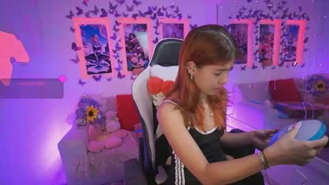 Dahlia Grey online show from 23, 6, 2026