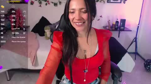 Caroliina online show from 18, 6, 2026