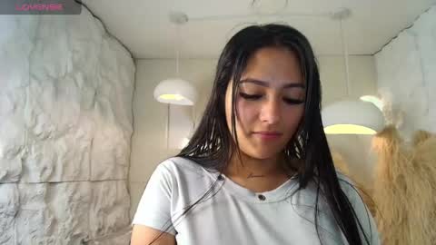 Dakotha  online show from 15, 5, 2026