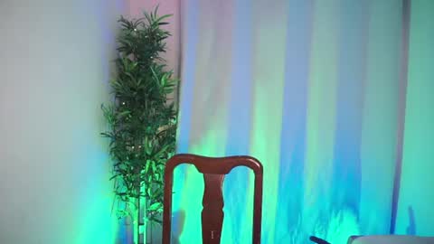damon_frost online show from 13, 6, 2026