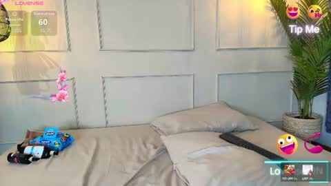 danibell_sweet online show from 9, 6, 2026