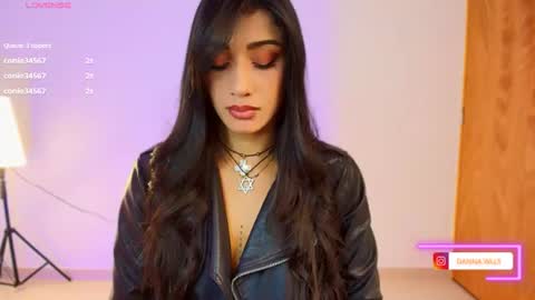 Danna Wells online show from 19, 6, 2026
