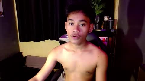 Snapshot of danner_fuckerxx chatting on 10, 4, 2026 DANNER online show from 10, 4, 2026