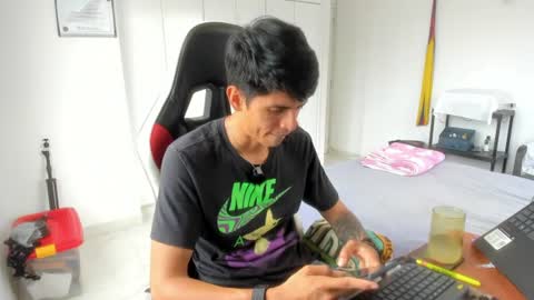Snapshot of dantedecentralized chatting on 15, 6, 2026 X Dante7373574 online show from 15, 6, 2026