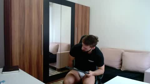 darius_94 online show from 14, 6, 2026