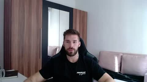 darius_94 online show from 19, 6, 2026